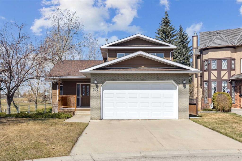 Picture of 315 Douglas Woods Place SE, Calgary Real Estate Listing