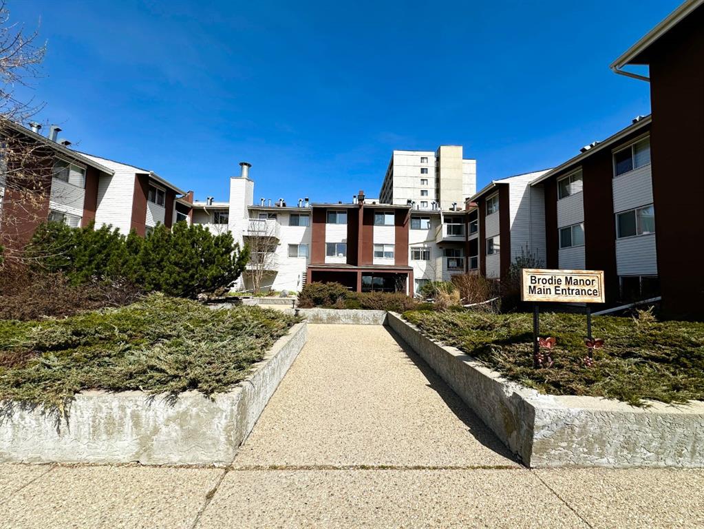 Picture of 33, 9640 92 Avenue , Grande Prairie Real Estate Listing