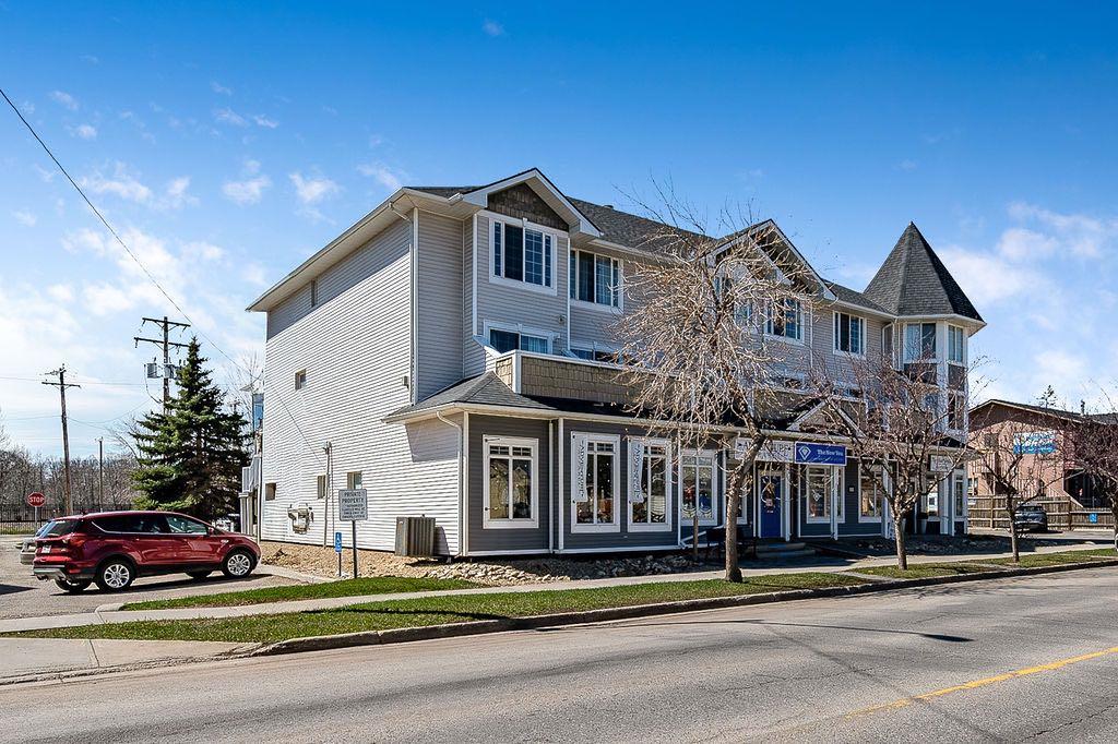 Picture of 211, 21 North Railway Street , Okotoks Real Estate Listing
