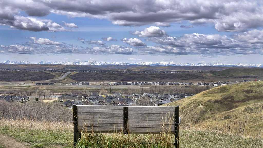 Picture of 101 Cranarch Common SE, Calgary Real Estate Listing