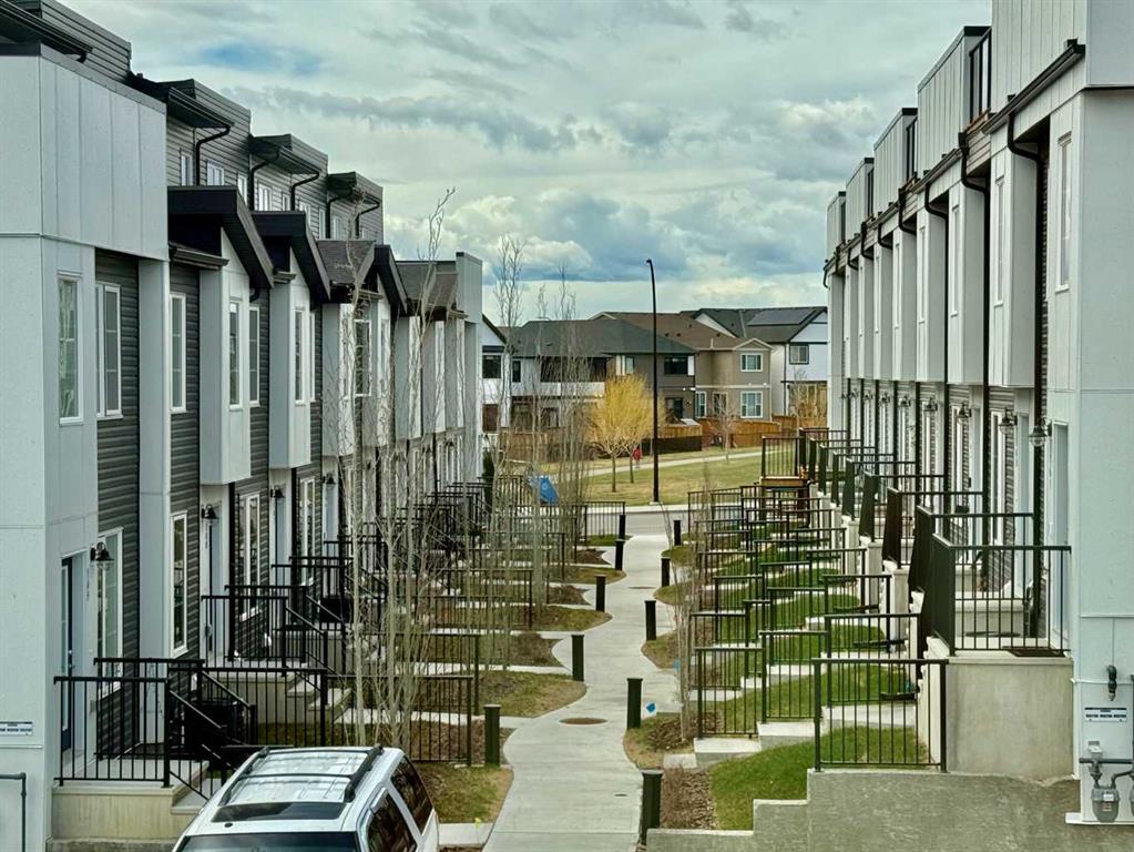 Picture of 401, 474 Seton Circle SE, Calgary Real Estate Listing