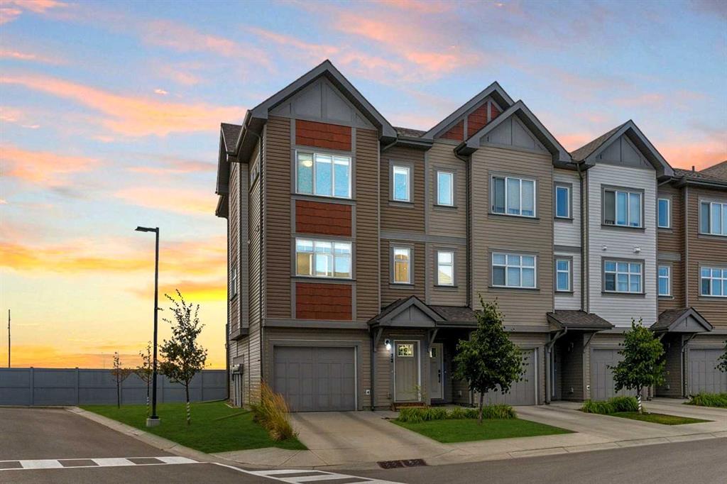 Picture of 72 Copperstone Common SE, Calgary Real Estate Listing