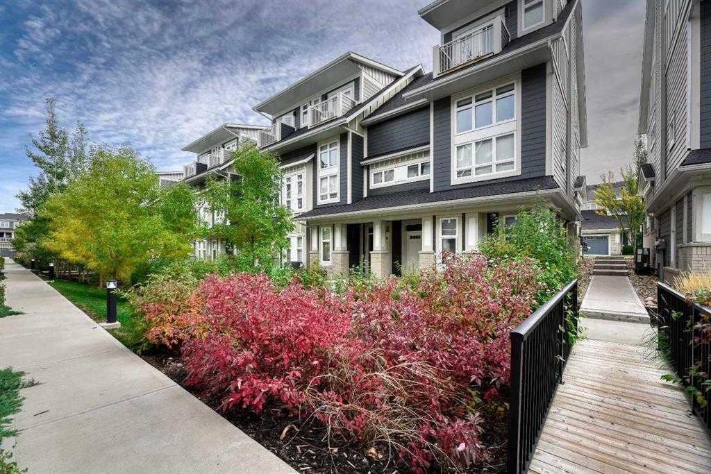Picture of 197 Silverado Plains Park SW, Calgary Real Estate Listing