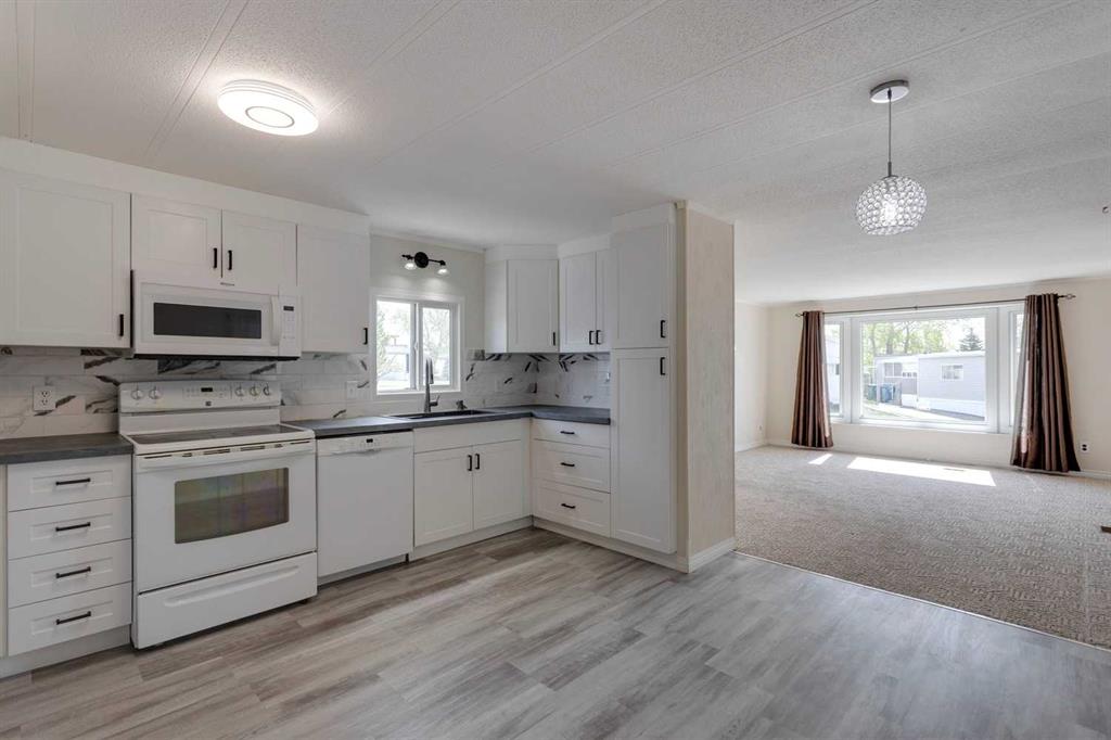 Picture of 290, 99 Arbour Lake Road NW, Calgary Real Estate Listing