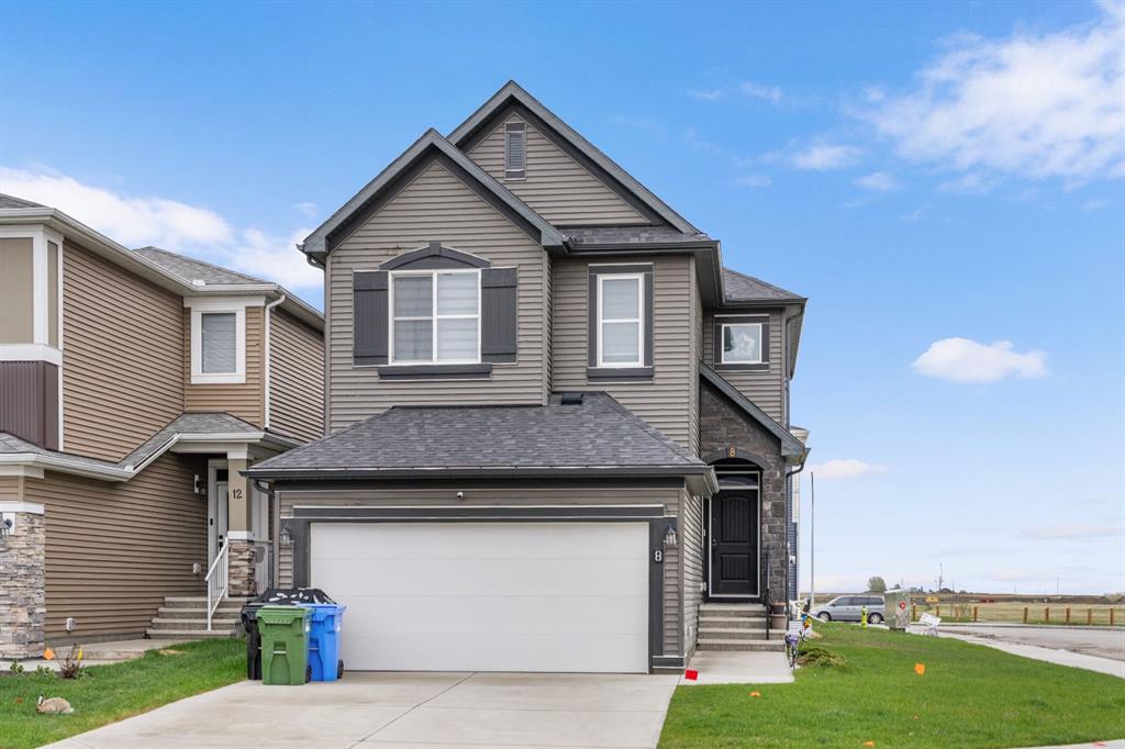 Picture of 8 Corner Glen Row NE, Calgary Real Estate Listing