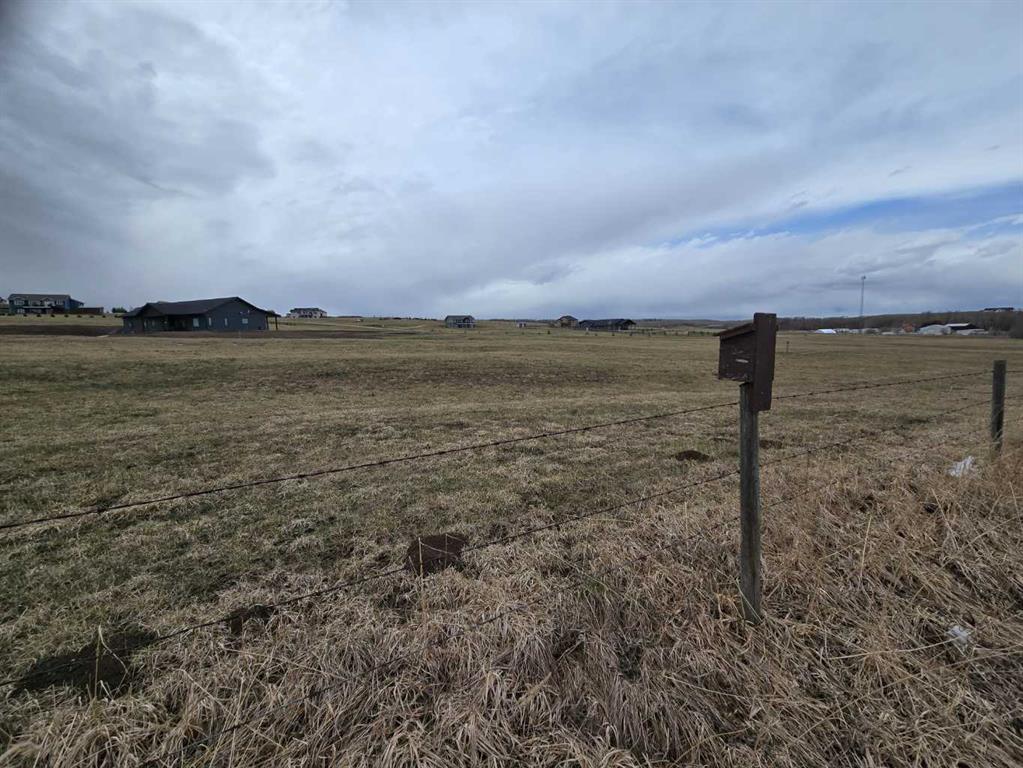 Picture of 140 Bruhn Boulevard , Rural Ponoka County Real Estate Listing