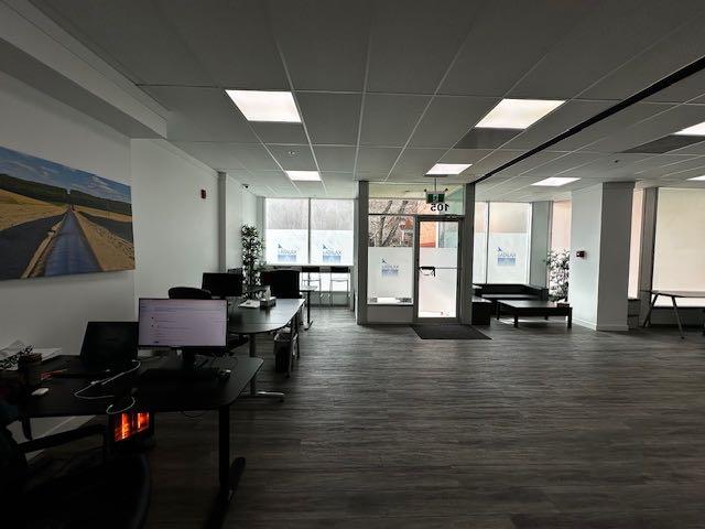 Picture of 128 2 Avenue SE, Calgary Real Estate Listing