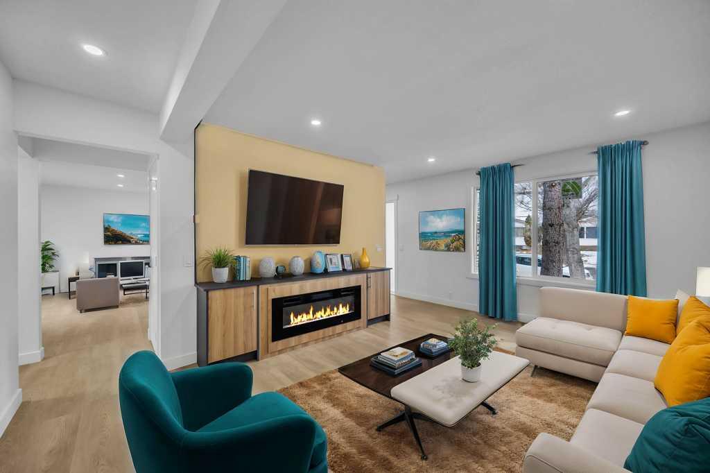 Picture of 5915 Rundlehorn Drive NE, Calgary Real Estate Listing