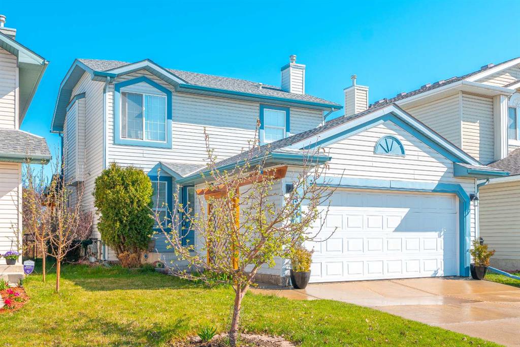Picture of 341 Douglas Ridge Circle SE, Calgary Real Estate Listing