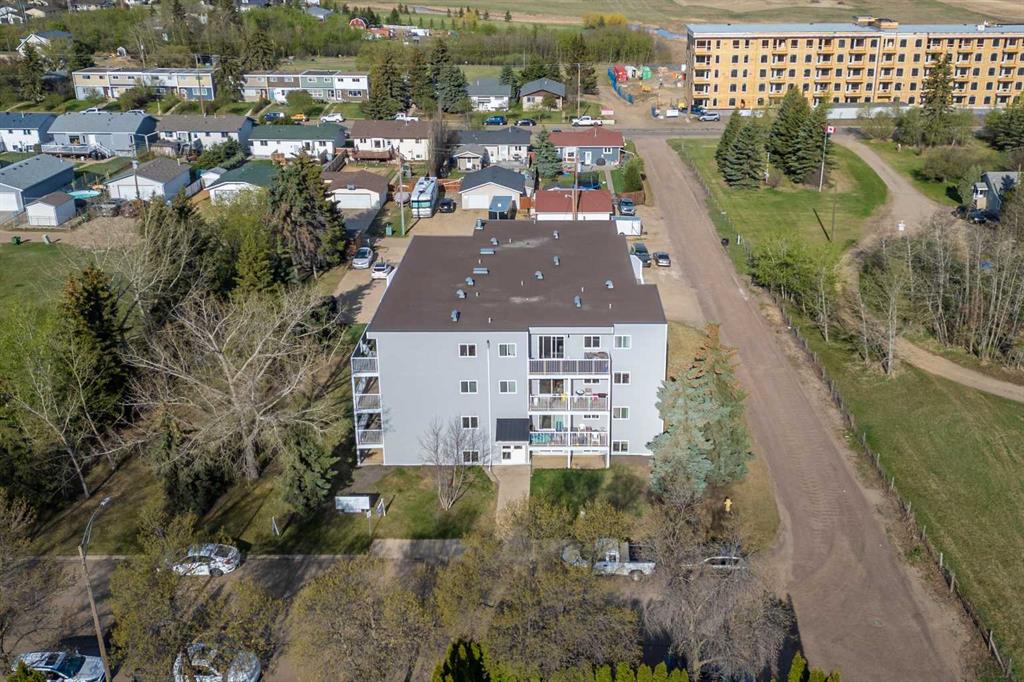 Picture of 106, 5418 52 Street , Camrose Real Estate Listing