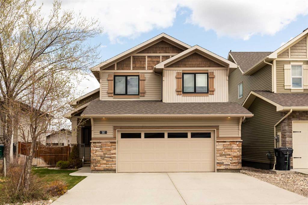 Picture of 93 Riverine Lane W, Lethbridge Real Estate Listing