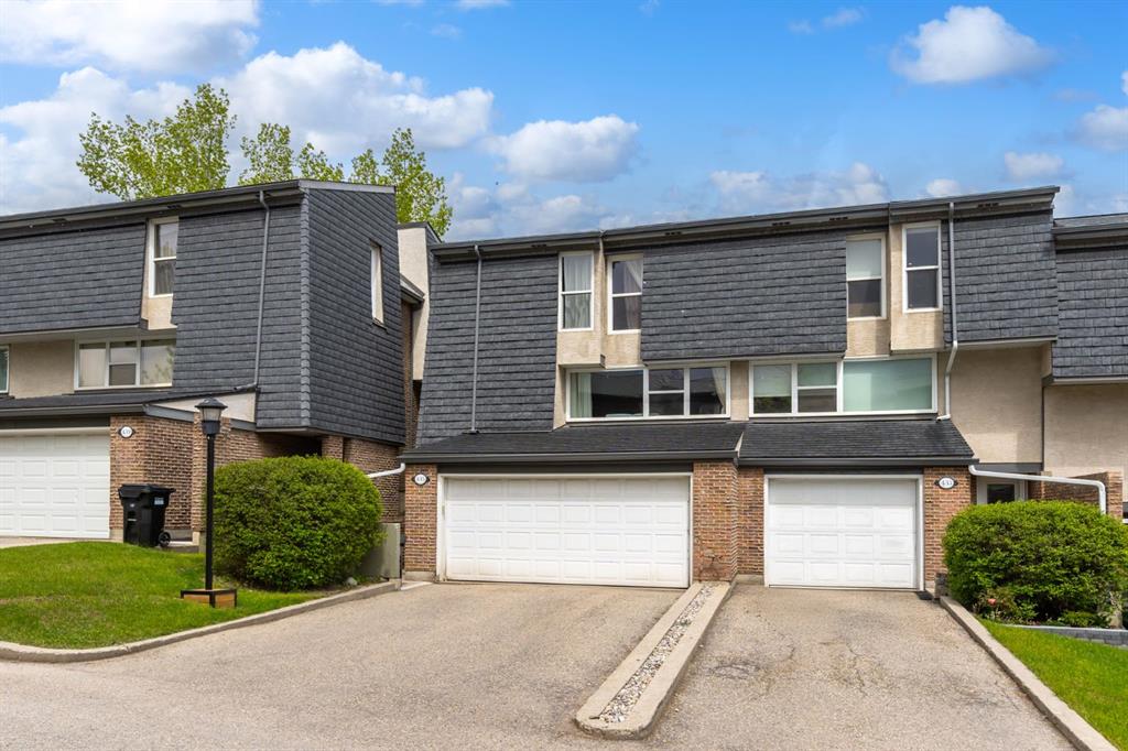 Picture of 435 Brae Glen Crescent SW, Calgary Real Estate Listing