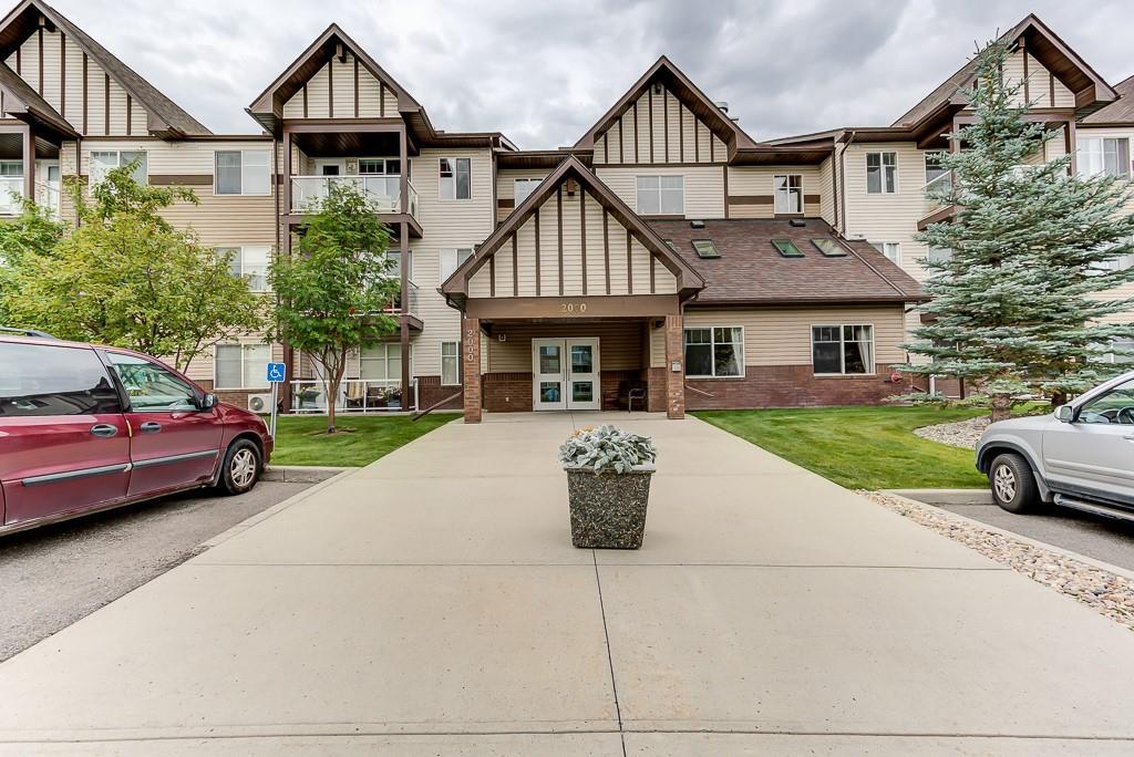 Picture of 2214, 200 Community Way , Okotoks Real Estate Listing