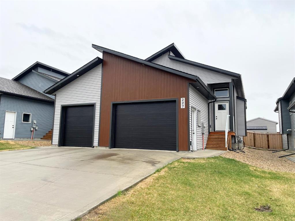 Picture of 227, 11850 84 Avenue , Grande Prairie Real Estate Listing