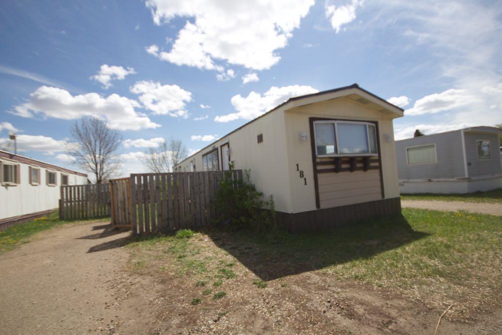 Picture of 181 Fairchild Street SW, Medicine Hat Real Estate Listing