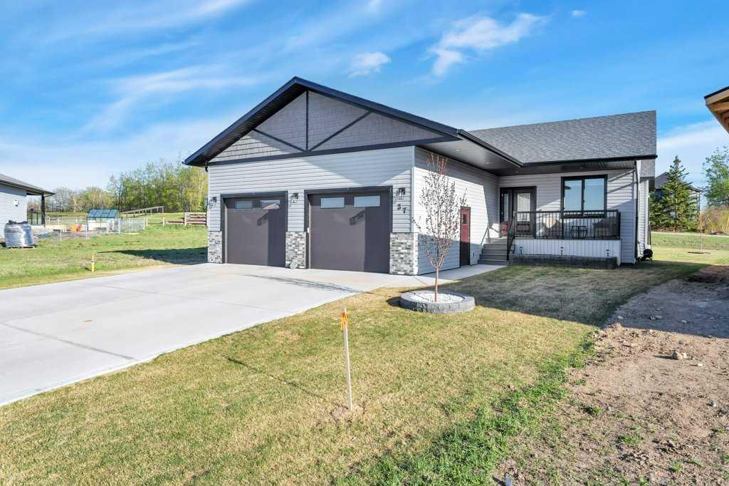 Picture of 37 Fawn Meadows Drive , Delburne Real Estate Listing