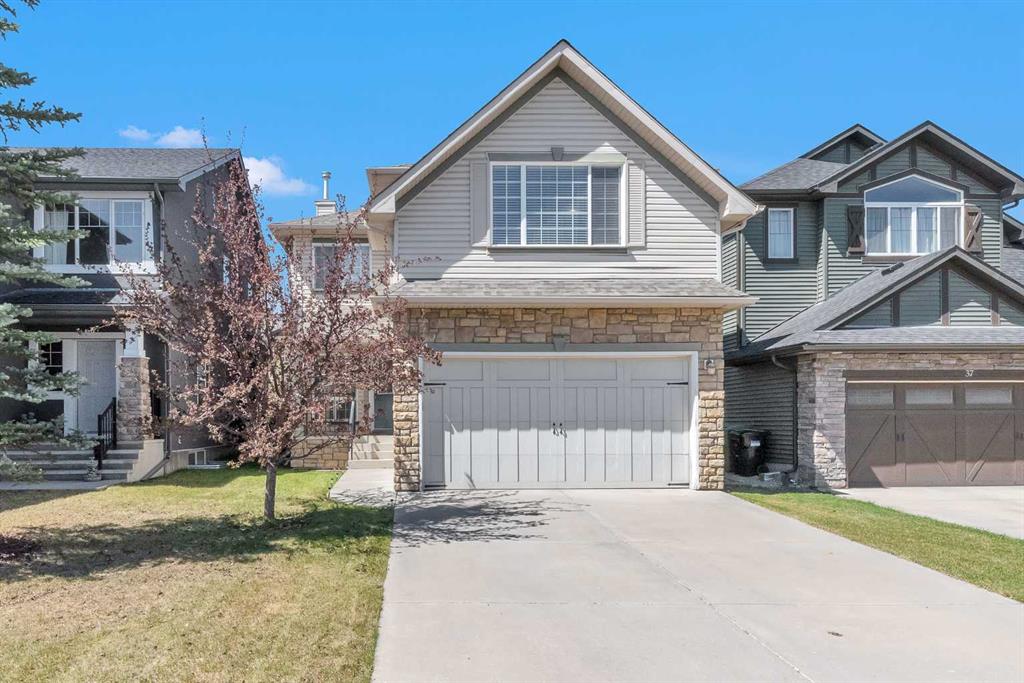 Picture of 41 Silverado Ponds View SW, Calgary Real Estate Listing