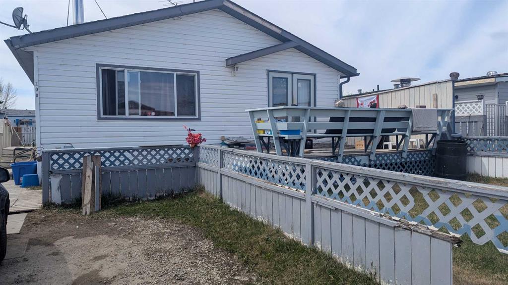 Picture of 100, 9824 104  , Clairmont Real Estate Listing