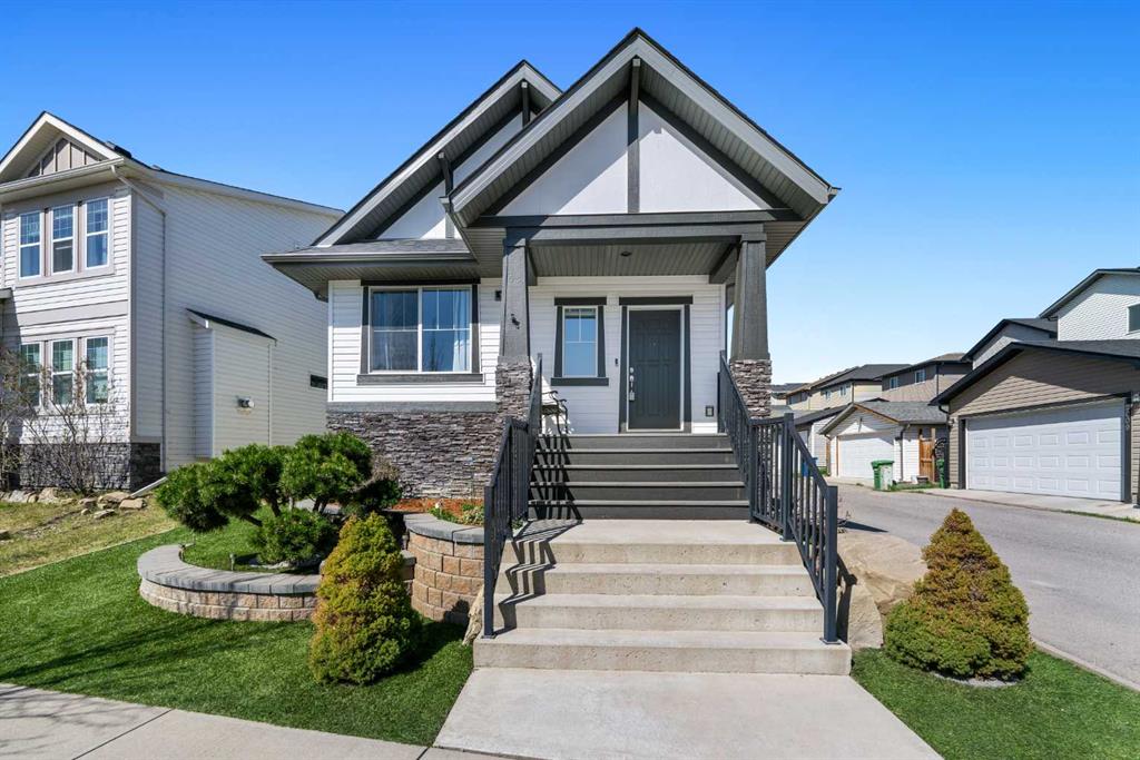 Picture of 1257 Reunion Road NW, Airdrie Real Estate Listing