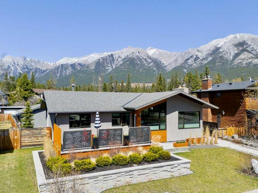 Picture of 1210 16 Street , Canmore Real Estate Listing