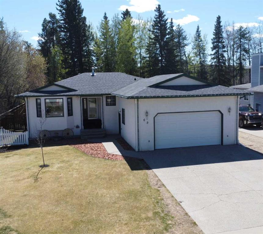 Picture of 69 Park Drive  , Whitecourt Real Estate Listing