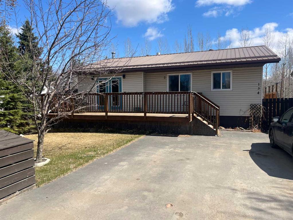 Picture of 134 4 Street E, St. Walburg Real Estate Listing