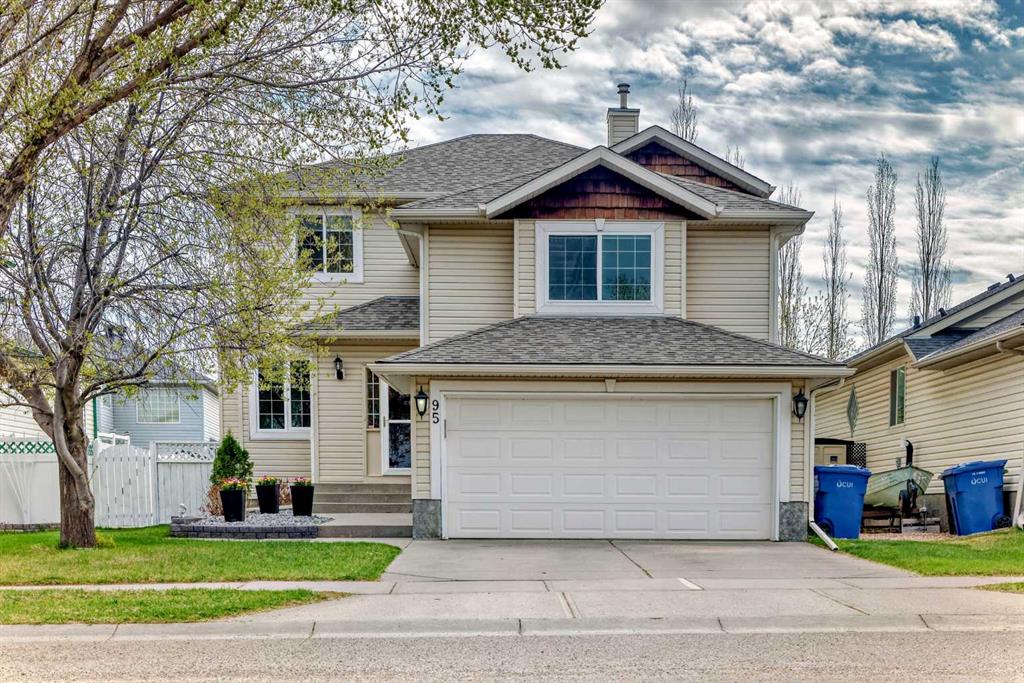 Picture of 95 West Lakeview Passage , Chestermere Real Estate Listing