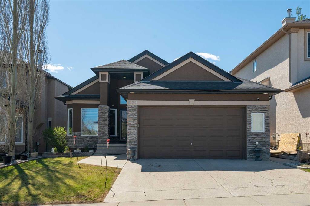 Picture of 1029 Panorama Hills Landing NW, Calgary Real Estate Listing