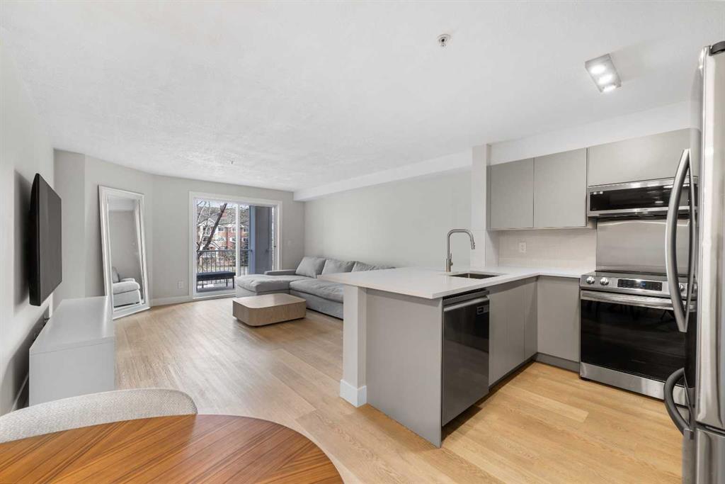 Picture of 4310, 10 Prestwick Bay SE, Calgary Real Estate Listing
