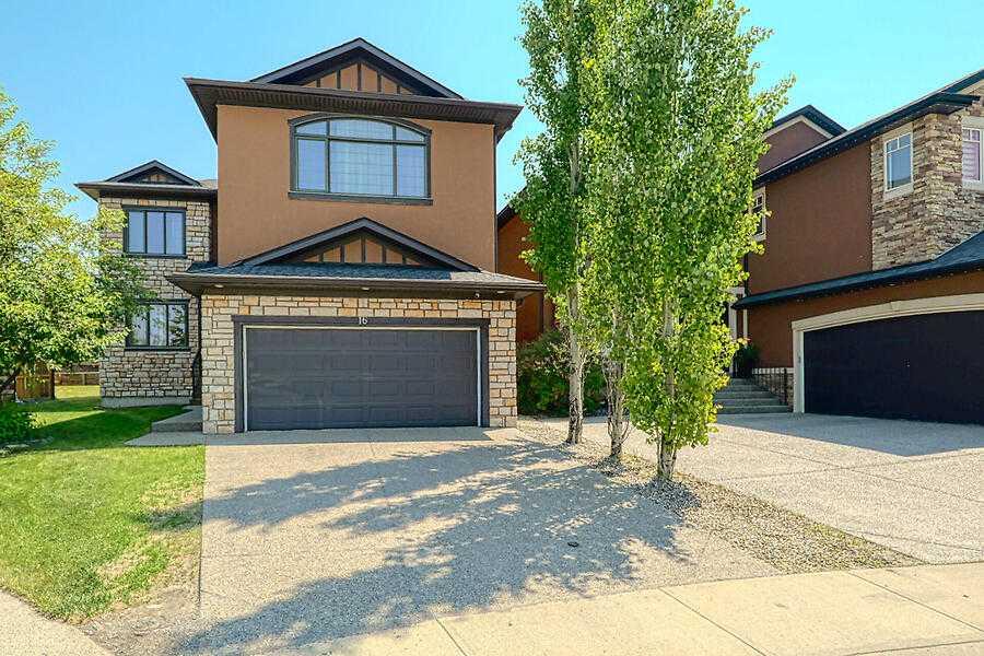Picture of 16 Rockcliff Point NW, Calgary Real Estate Listing
