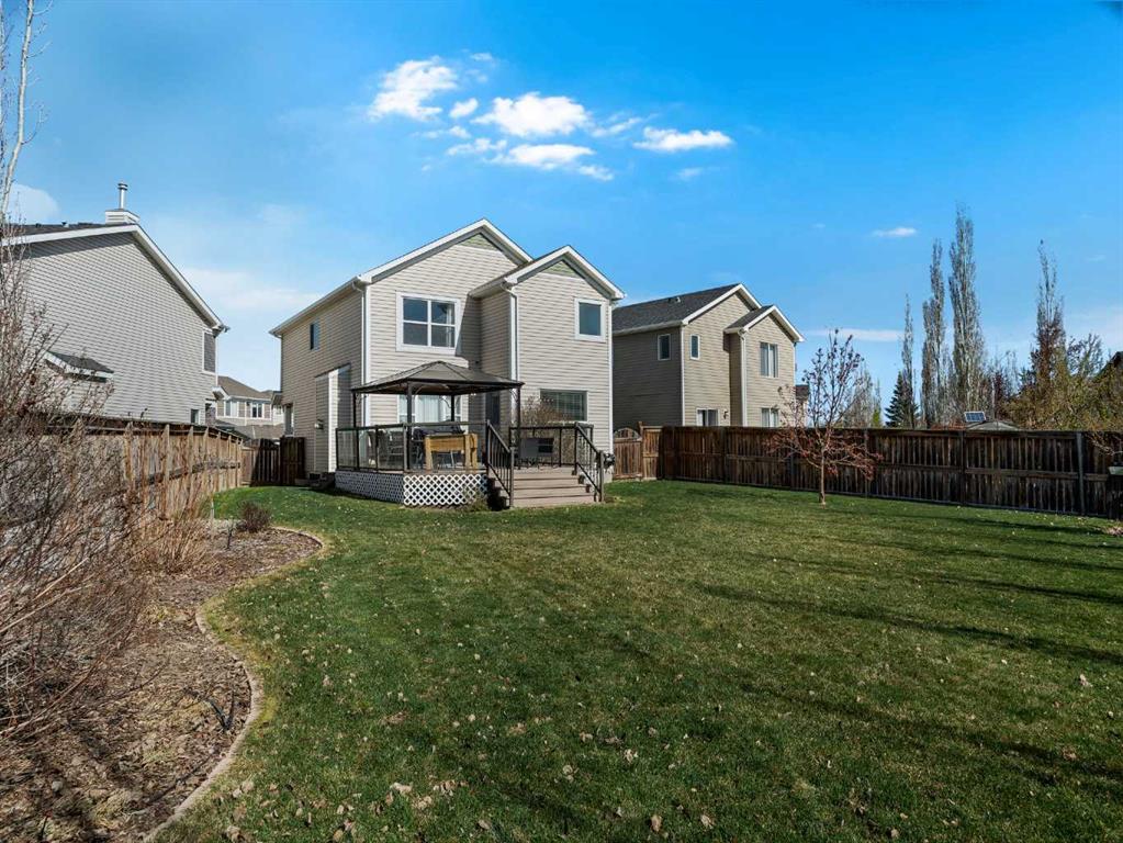 Picture of 227 Cougar Plateau Way SW, Calgary Real Estate Listing