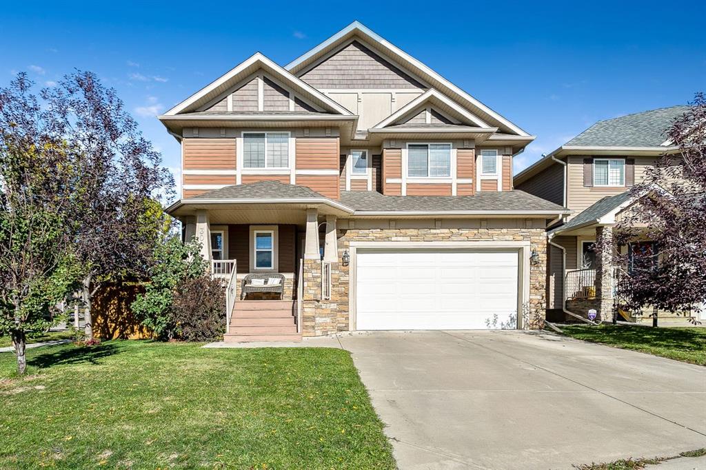 Picture of 30 Baywater Cape SW, Airdrie Real Estate Listing