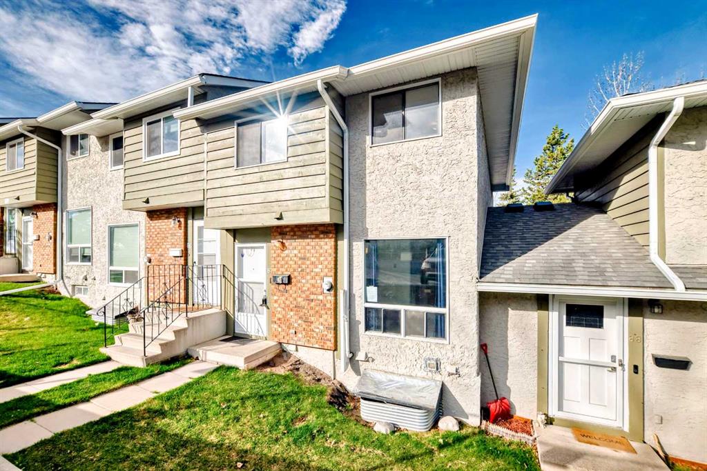 Picture of 87, 6915 Ranchview Drive NW, Calgary Real Estate Listing