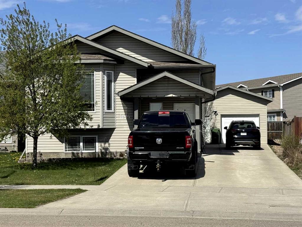 Picture of 1814 47A Avenue , Lloydminster Real Estate Listing