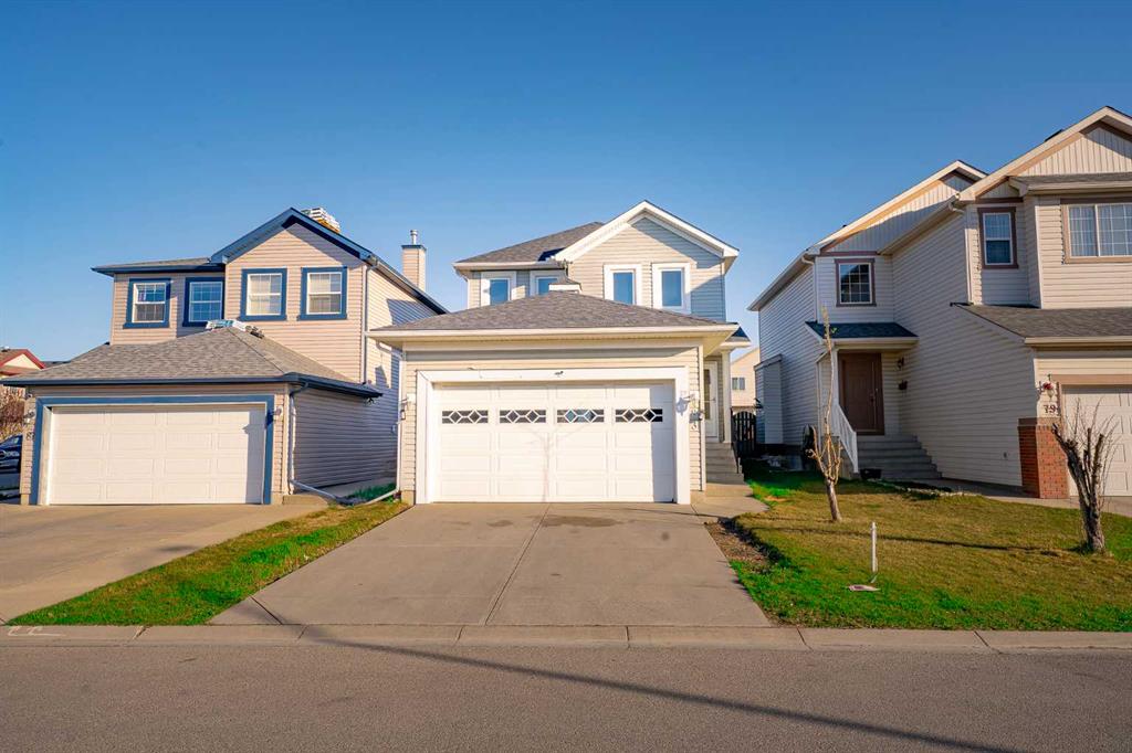 Picture of 83 Martha\'s Close NE, Calgary Real Estate Listing