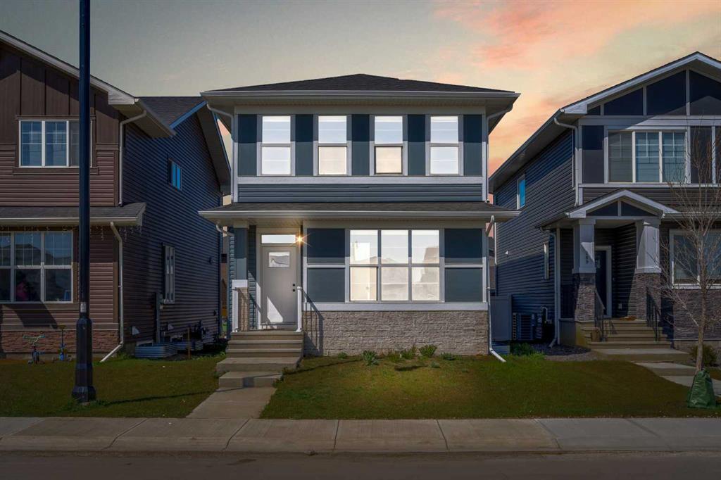 Picture of 285 Dawson Circle , Chestermere Real Estate Listing