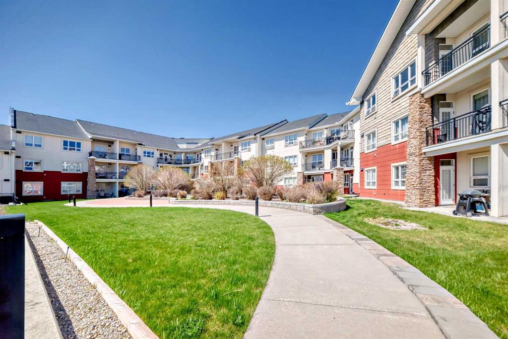 Picture of 206, 26 Val Gardena View SW, Calgary Real Estate Listing