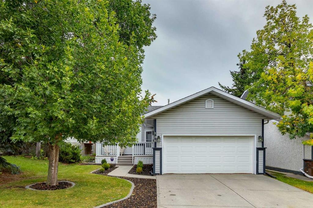 Picture of 135 Scenic Acres Drive NW, Calgary Real Estate Listing