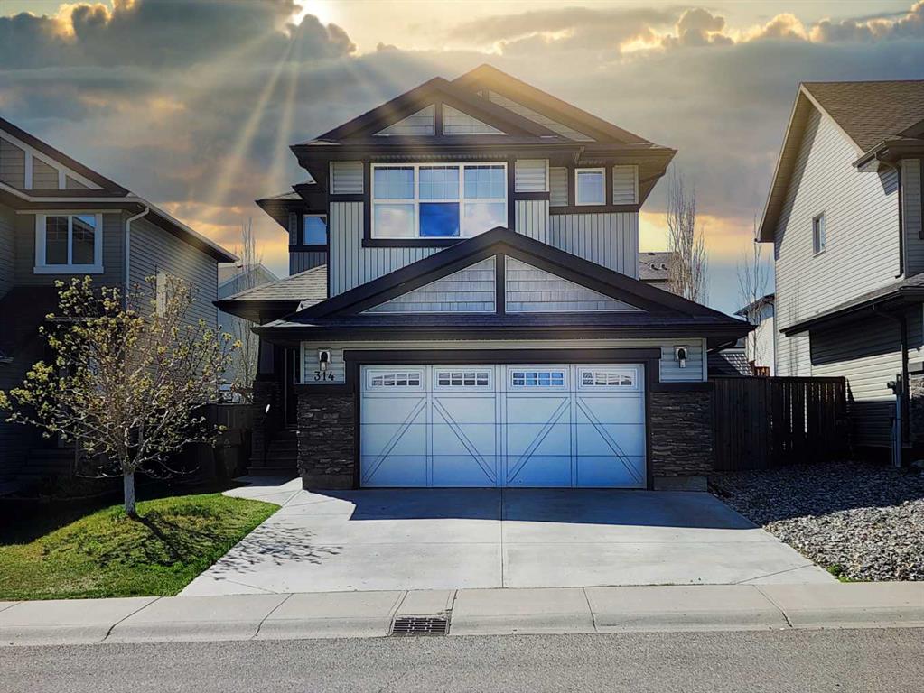 Picture of 314 Twinriver Road W, Lethbridge Real Estate Listing