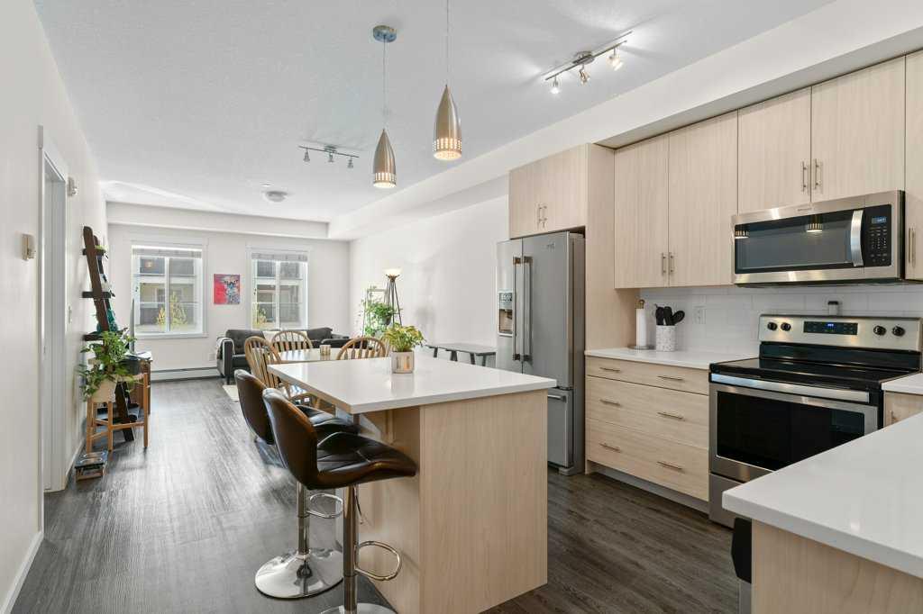Picture of 7215, 151 Legacy Main Street SE, Calgary Real Estate Listing