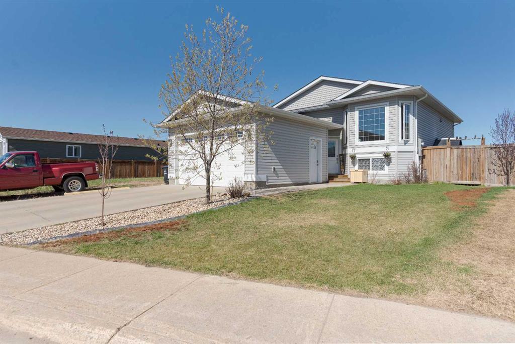 Picture of 132 Beacon Hill Place , Fort McMurray Real Estate Listing