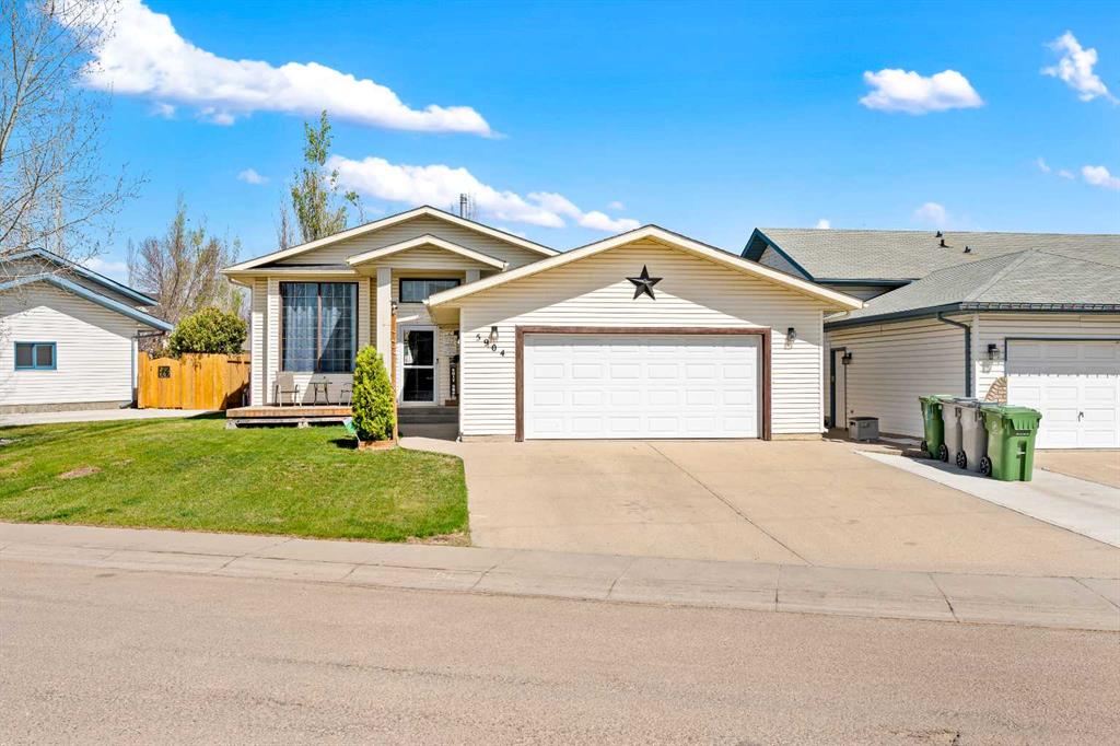 Picture of 5904 40 Street , Lloydminster Real Estate Listing