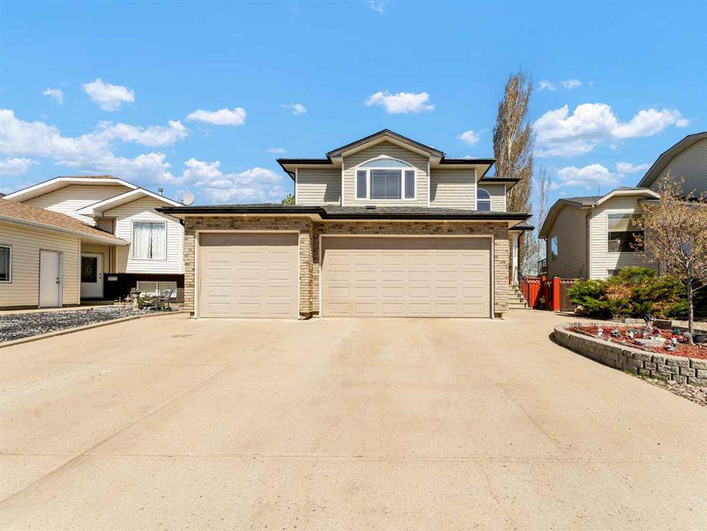 Picture of 620 Stark Way SE, Medicine Hat Real Estate Listing