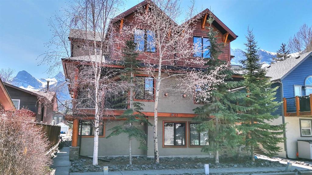 Picture of 4, 722 3rd Street , Canmore Real Estate Listing