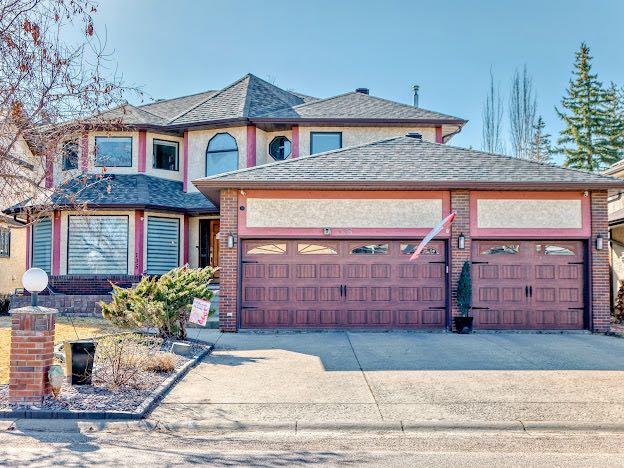 Picture of 135 Canter Place SW, Calgary Real Estate Listing
