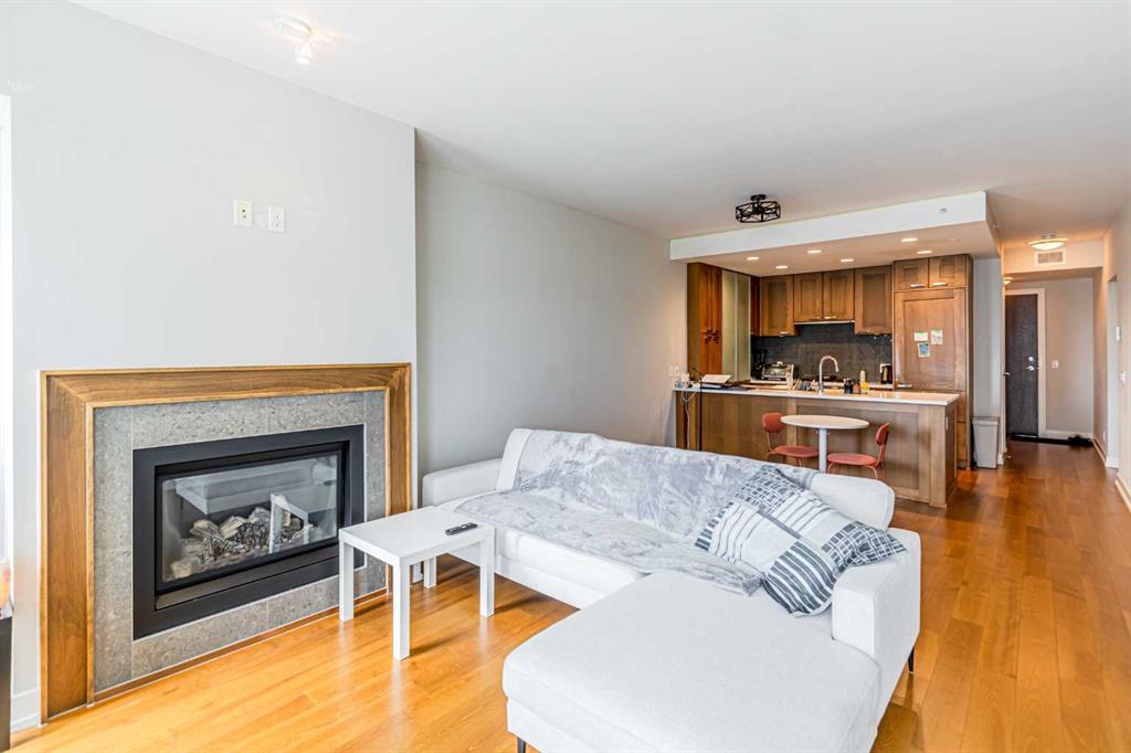 Picture of 1522, 222 Riverfront Avenue SW, Calgary Real Estate Listing