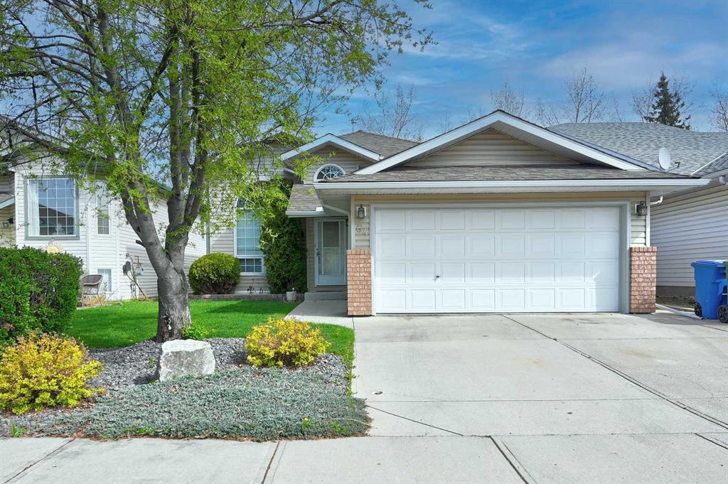 Picture of 64 Sunridge Crescent NW, Airdrie Real Estate Listing
