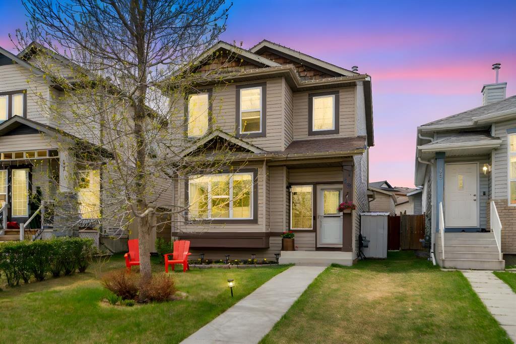 Picture of 43 Eversyde Circle SW, Calgary Real Estate Listing