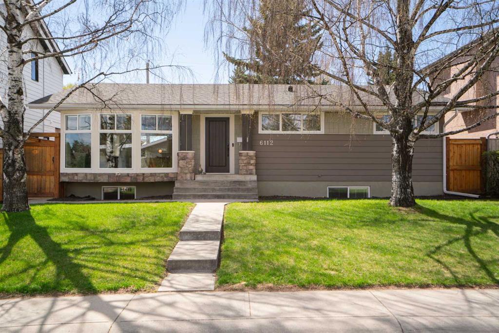 Picture of 6112 Longmoor Way SW, Calgary Real Estate Listing