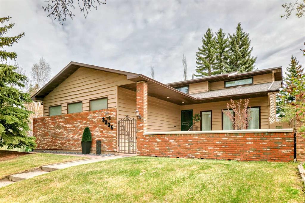 Picture of 3236 Palliser Drive SW, Calgary Real Estate Listing